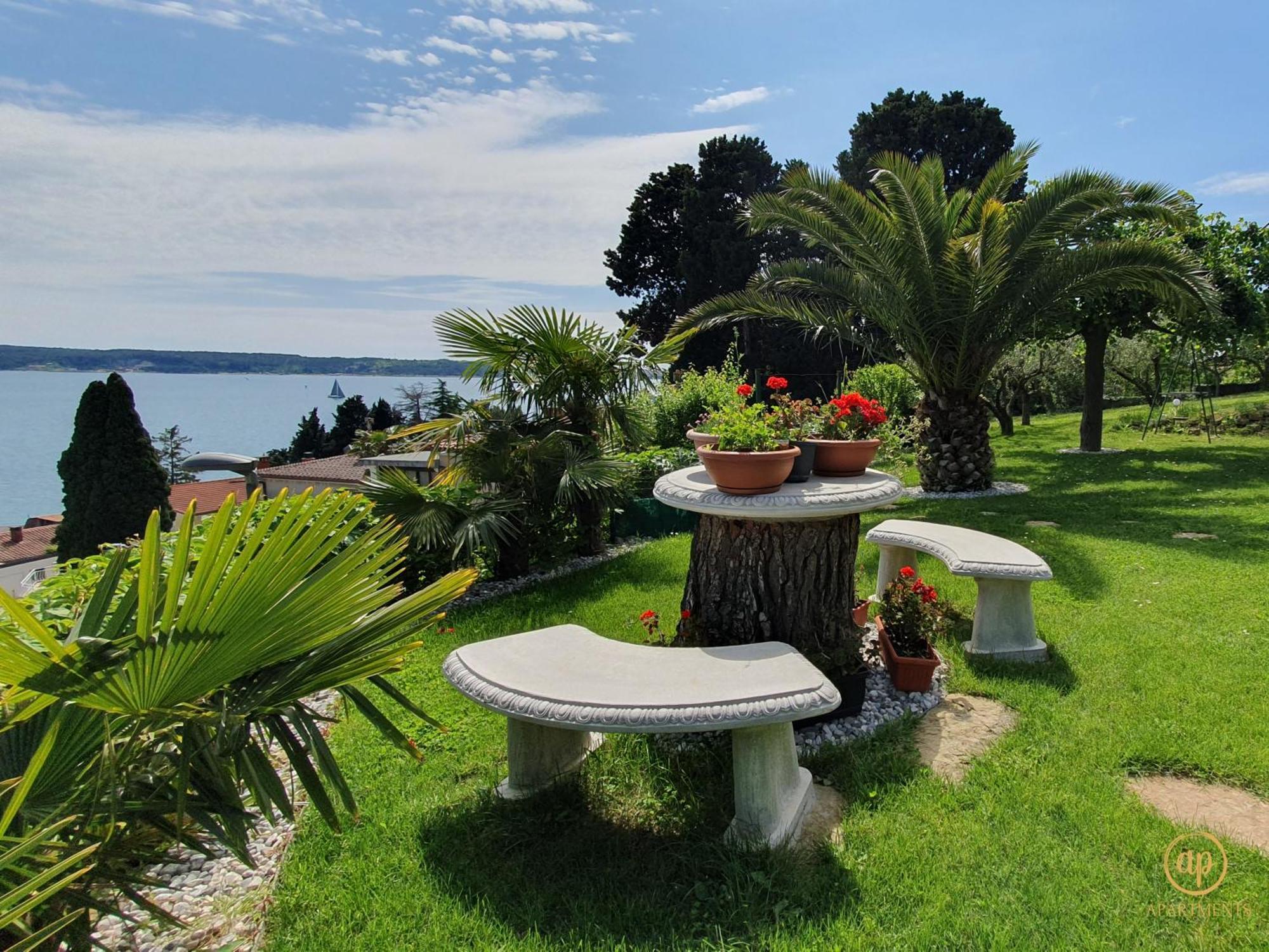 Apartment With Seaview And Garden For 6 ポルトローシュ エクステリア 写真