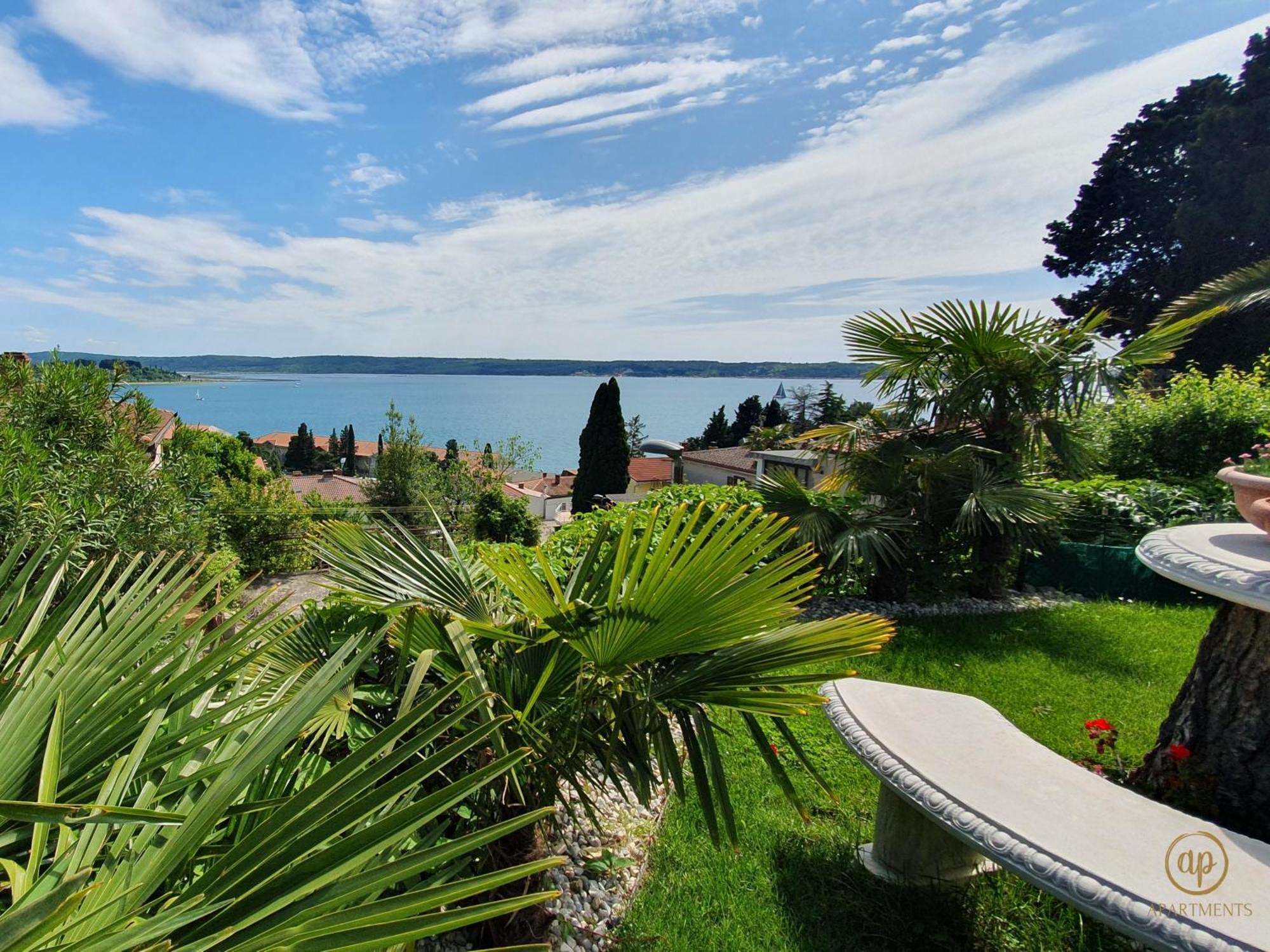Apartment With Seaview And Garden For 6 ポルトローシュ エクステリア 写真